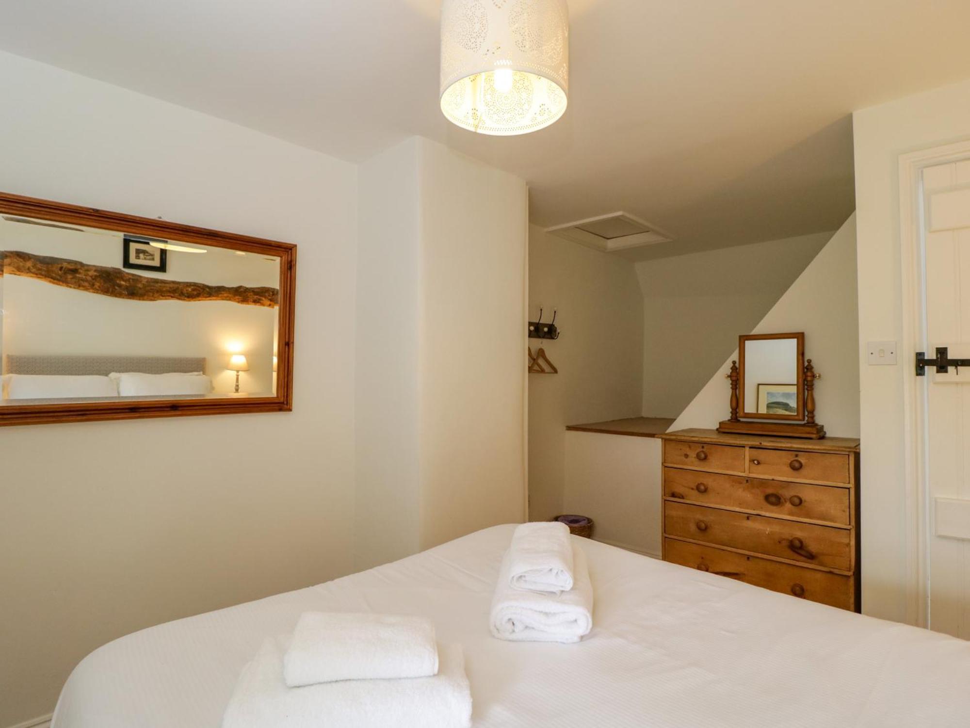 Holiday home Little Owl Barn Burford
